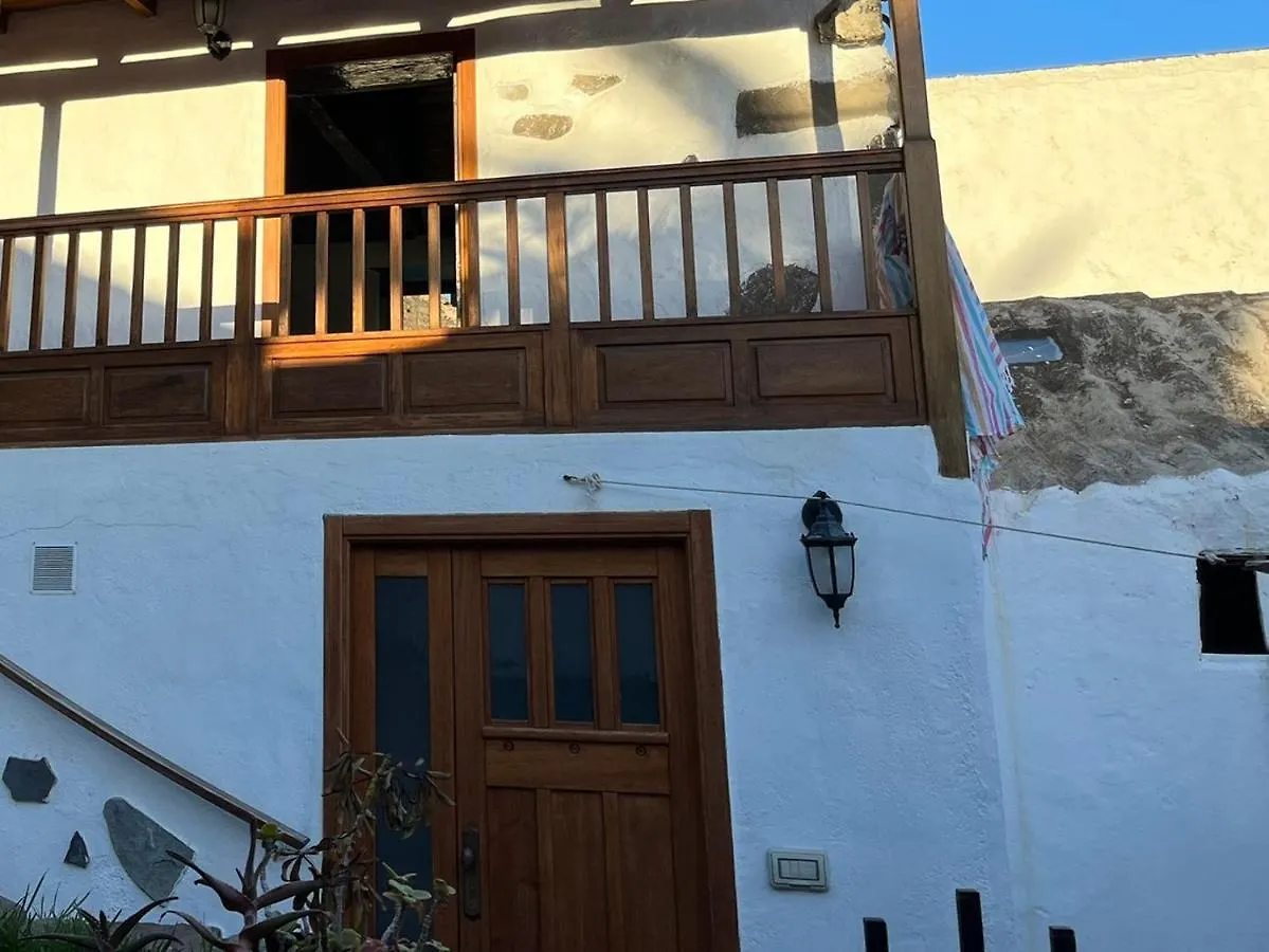 Unique Canarian Cottage 1700S - Casa Salvia Las Aguas - Ocean & Natural Pools 150M - Whole Gated House San Juan de la Rambla Holiday home